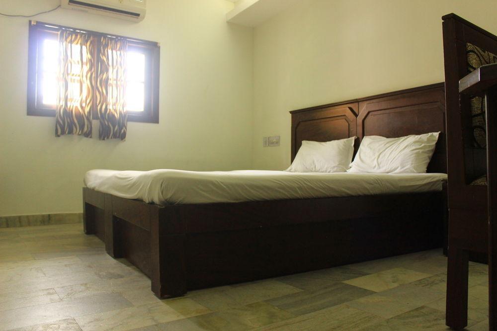 Hotel Park Avenue Kochi Exterior foto