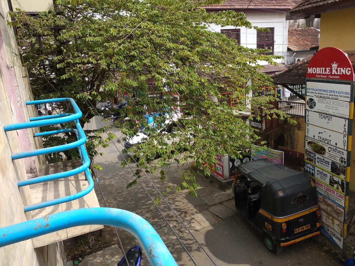 Hotel Park Avenue Kochi Exterior foto